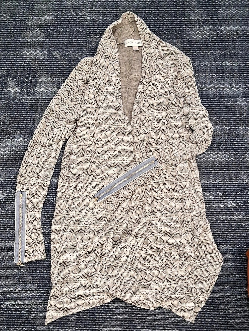 Knox Rose Geometric Zip Cardigan Gray & Black XS Like New